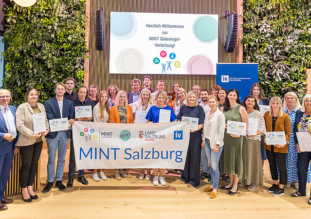 MINT-Gütesiegel-Auszeichnung 2025 - IV Salzburg