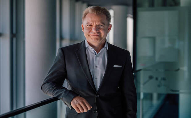 Die Machine Automation Division (B&R) von ABB hat einen neuen Division President: Christian Strahberger leitet ab 01. September die Geschickte des österreichischen Automatisierungsspezialisten